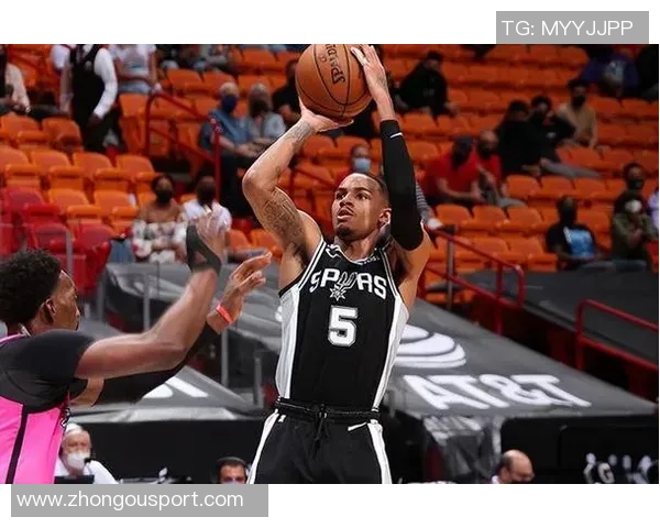 穆雷本赛季表现惊艳场均得分联盟第二助攻领跑全联盟