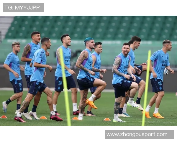 梅西周一回归阿根廷训练首发位置仍待确认与帕斯搭档悬念重重